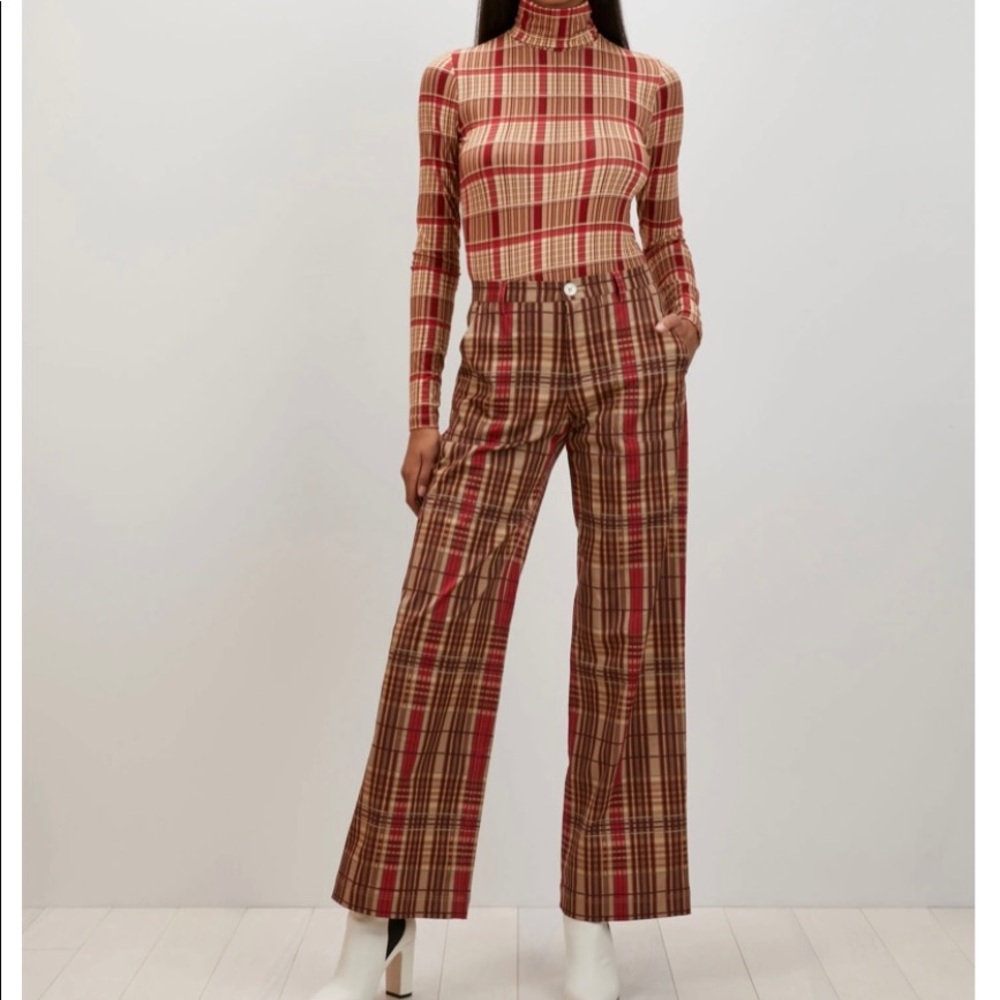 THE KIT Turtleneck